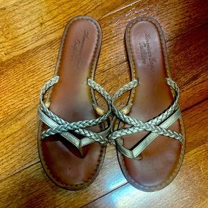 American eagle leather sandals with rose gold straps. Womens size 9
